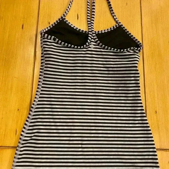 Lululemon Women’s Long Tank Top Racerback Straps Striped Black White 4 - Picture 7 of 11